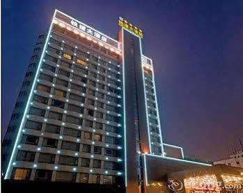 Railway Commercial Hotel Chengdu Extérieur photo